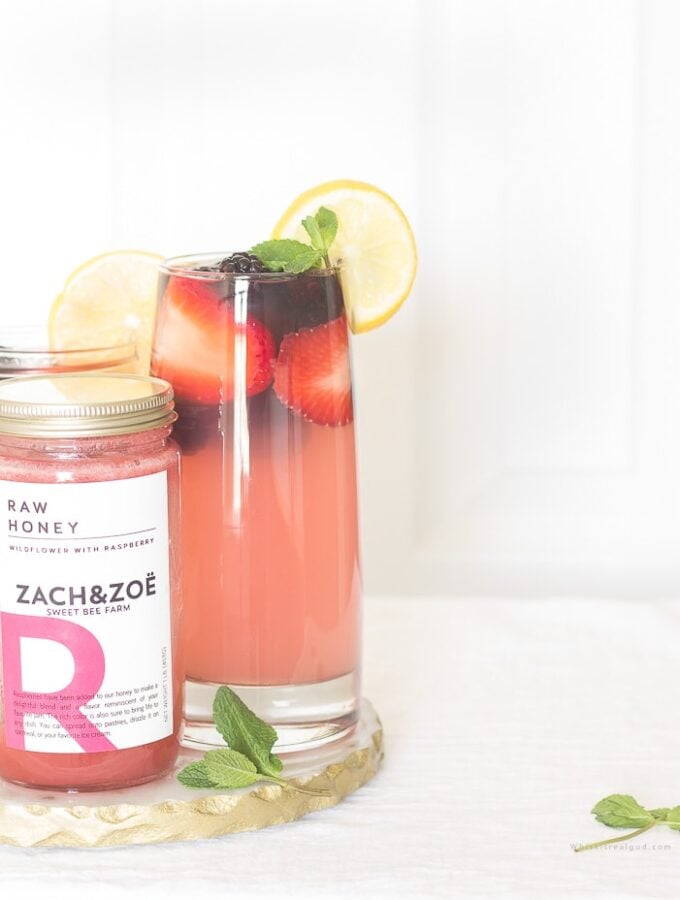 Red Wine and Berries Lemonade