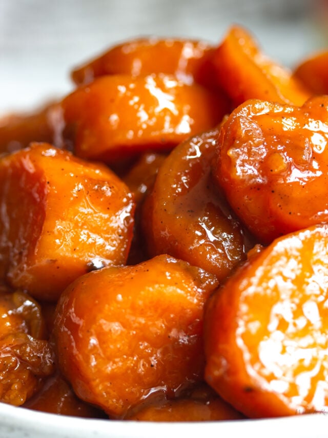 A bowl of thanksgiving yams