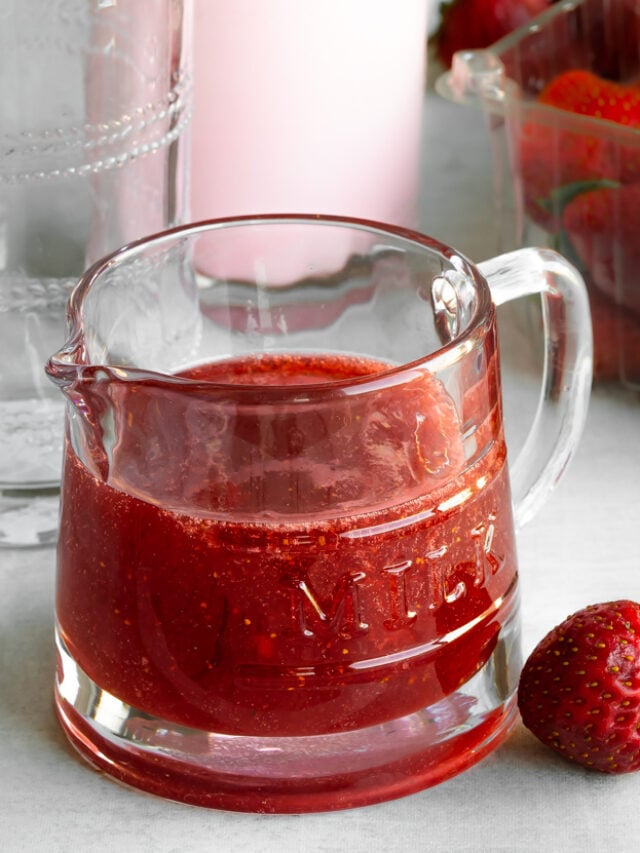 Homemade Strawberry Milk