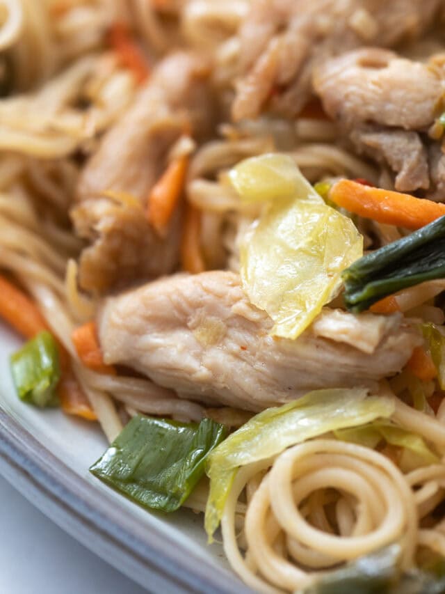 Chicken Chow Mein - Whisk It Real Gud